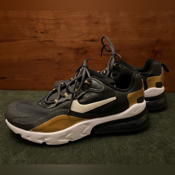 Nike Air Max 270 React - Picture 8 of 8